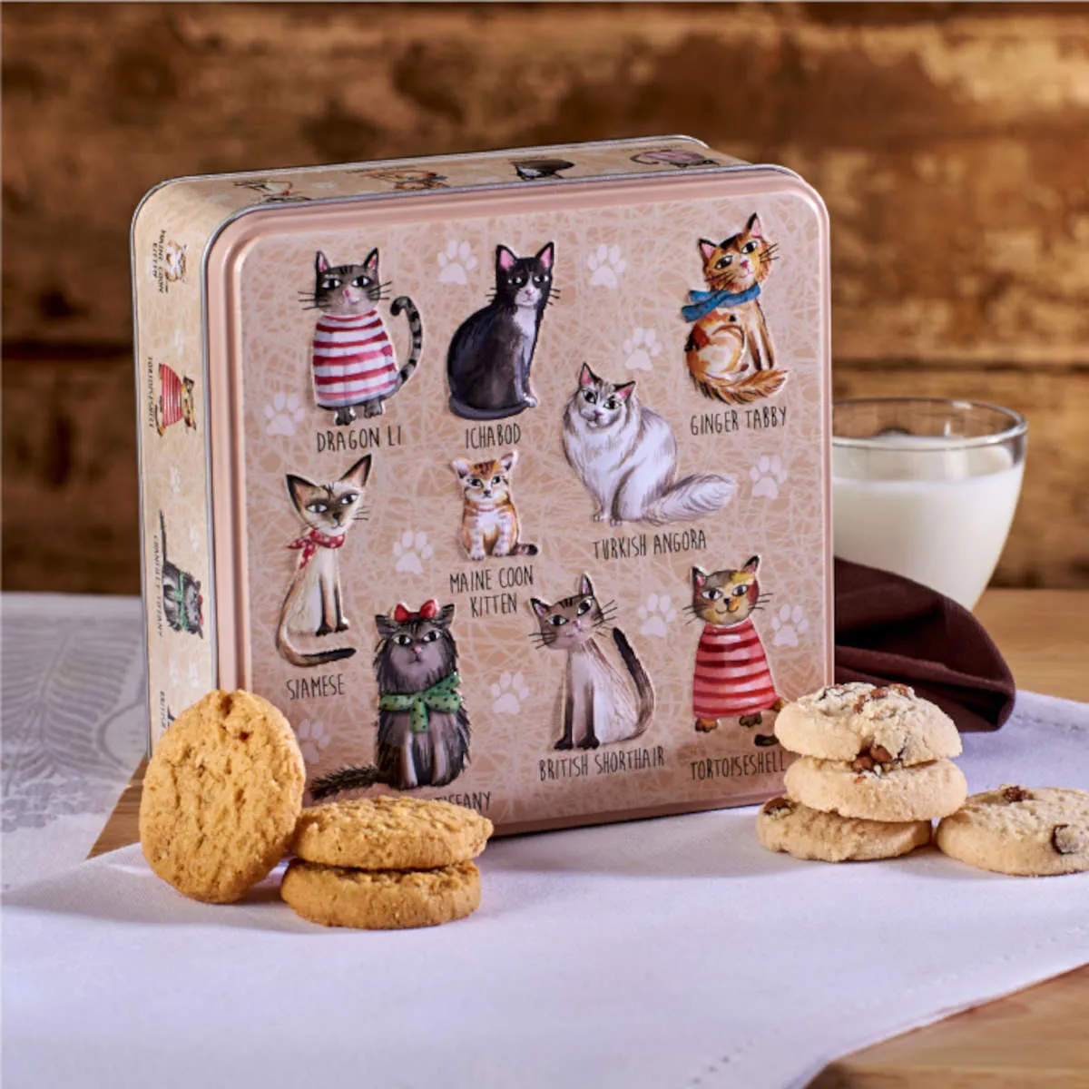 Grandma Wild's Embossed Cats in Jumpers Square Biscuits Tin 160g